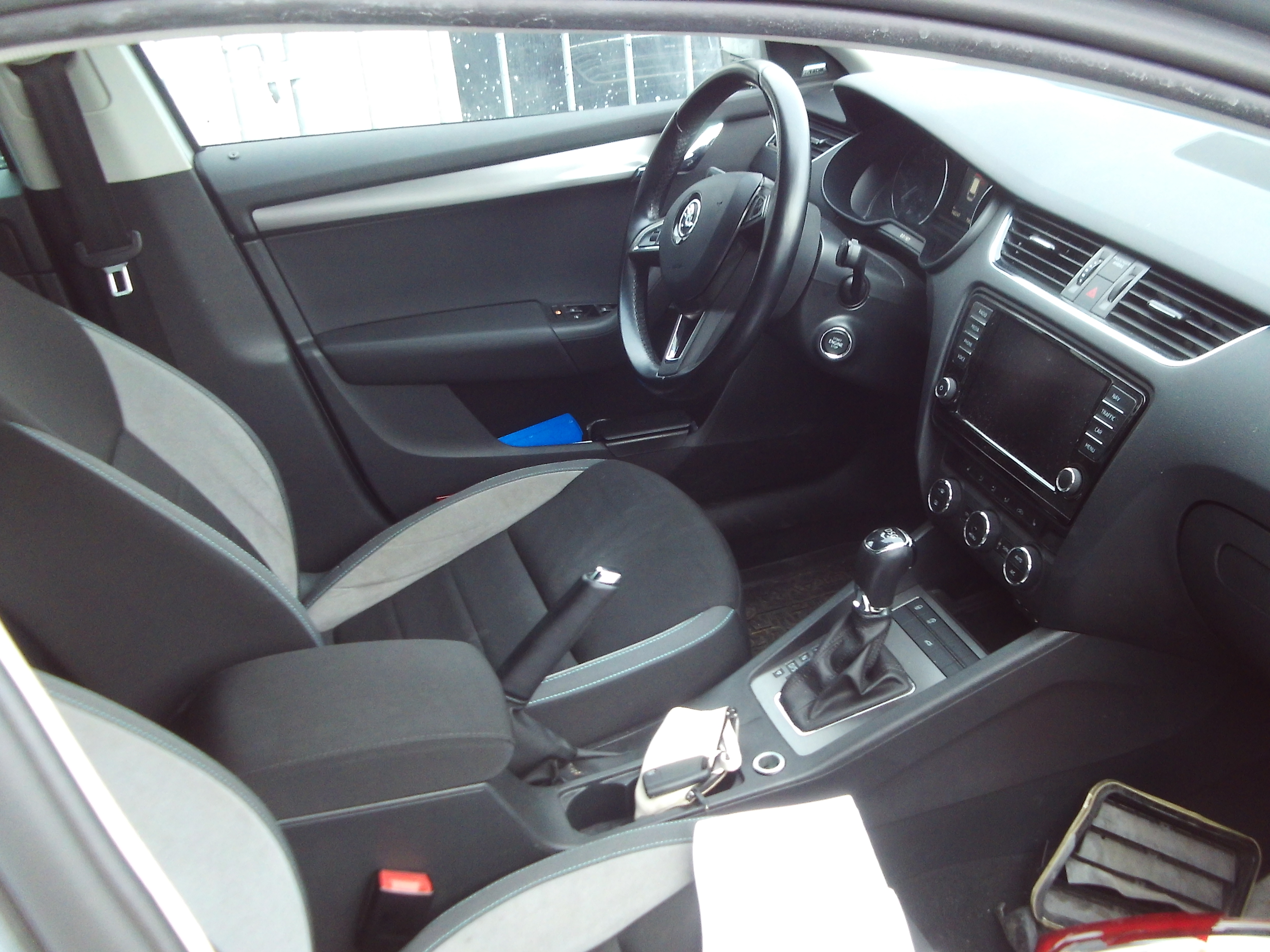 SkodaOctaviasilber_4.JPG