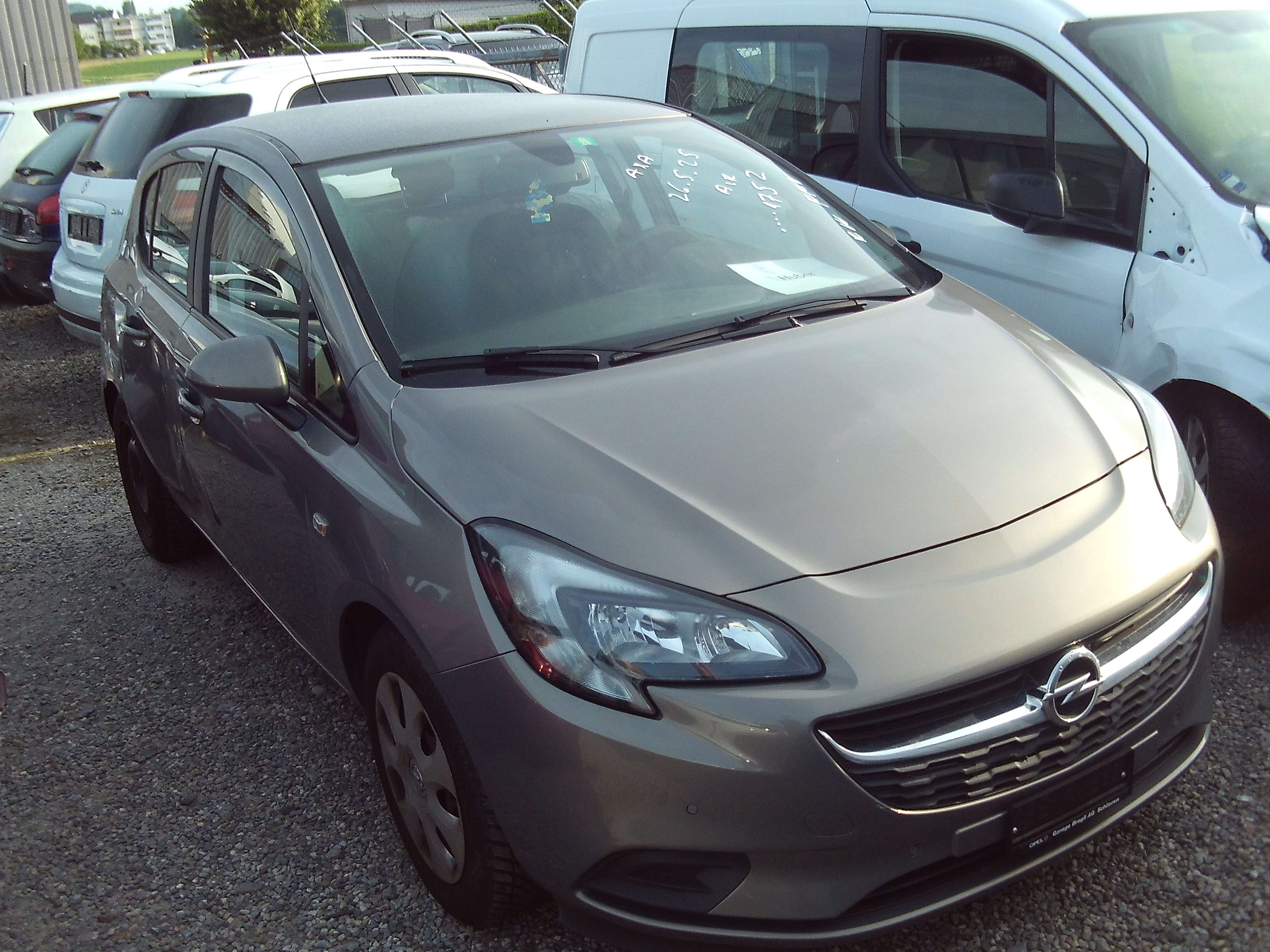 opelcorsaegrau_1.JPG