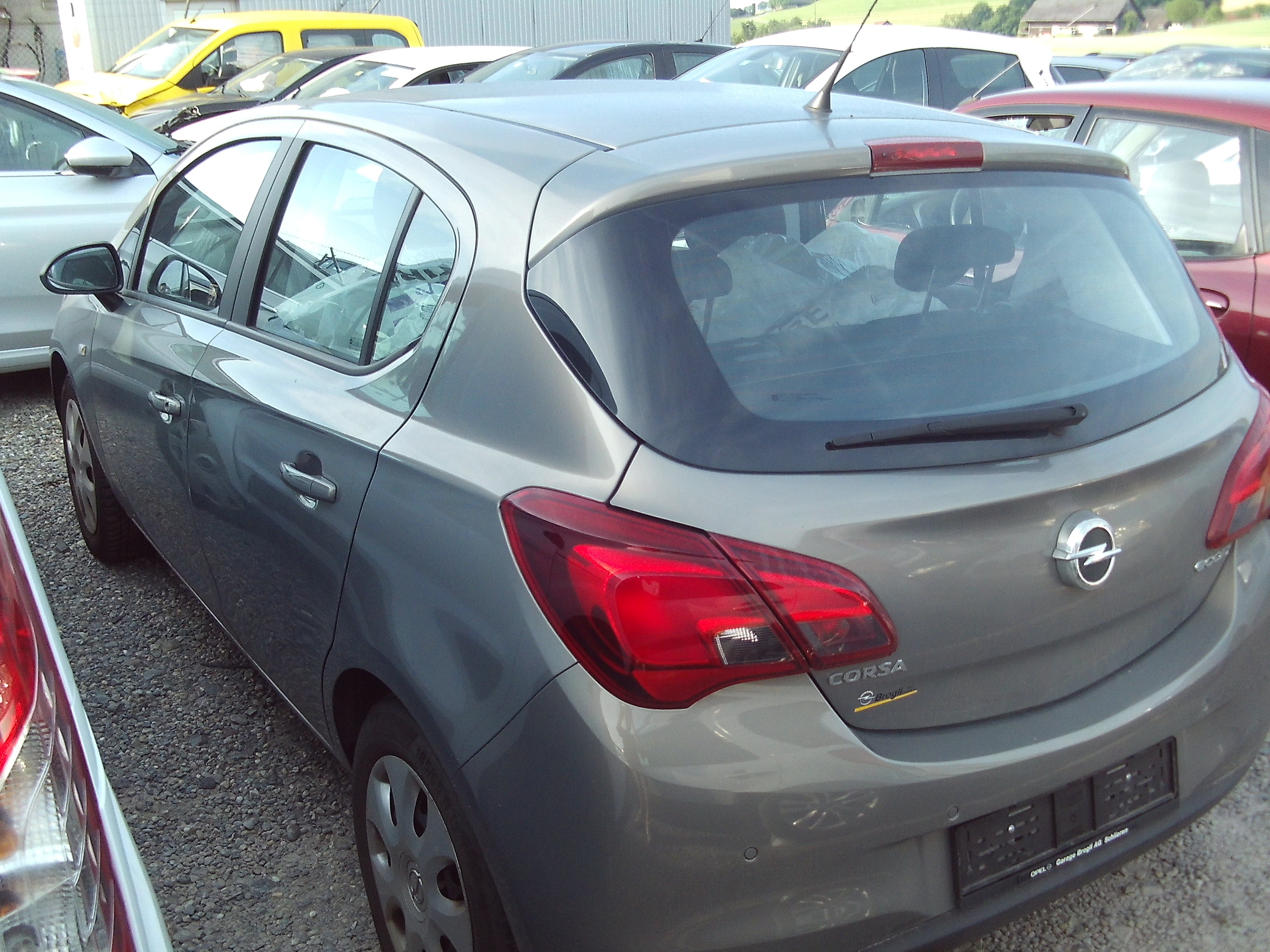 opelcorsaegrau_3.JPG