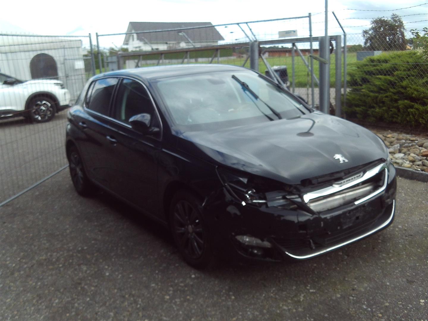 peugeot308schwarz_1.JPG